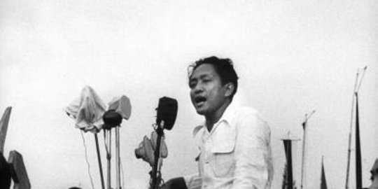 Langka, Ini Potret Lawas Ketua PKI DN Aidit & Istri, Pose Bareng Mao Zedong