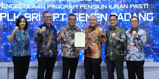 Semen Padang Percayakan Pengelolaan Program Pensiun Iuran Pasti ke DPLK BRI