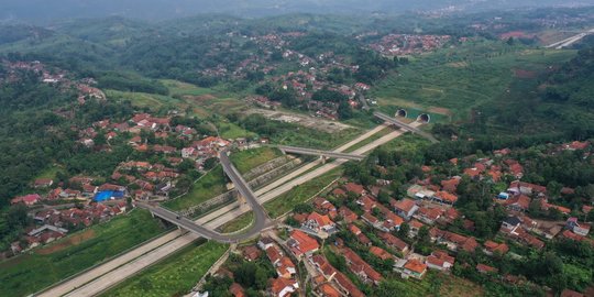 Jalur Fungsional Cisumdawu Sudah Dibuka, Pengendara Diminta Tidak Ngebut