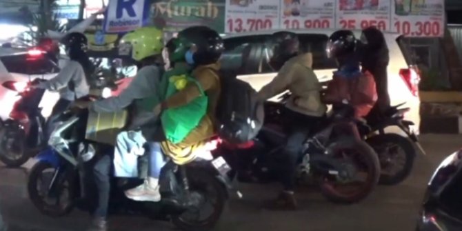 Update Mudik 2023: Pemudik Sepeda Motor Mulai Padati Jalur Pantura Bekasi