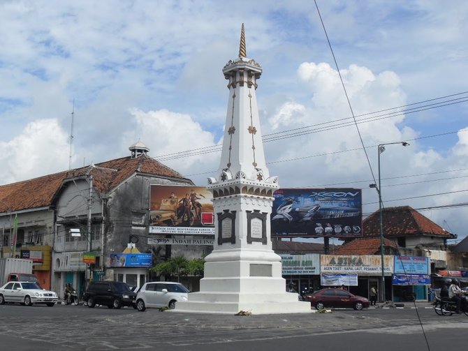 tugu yogyakarta