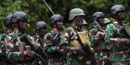 TNI Gugur Ditembak KKB, DPR Dorong Evaluasi Total Kebijakan Keamanan di Papua