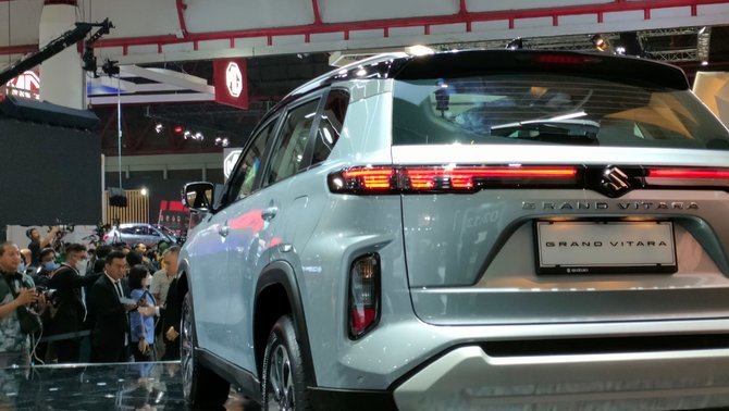 suzuki indonesia perkenalkan new grand vitara di iims 2023