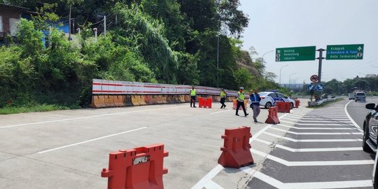 Persiapan One Way, Akses Masuk Tol dari GT Kalikangkung ke Batang Disterilkan