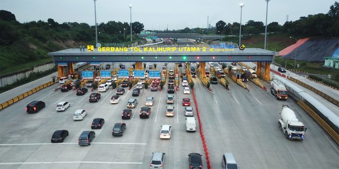 Polri Berlakukan Satu Arah di Tol Cikampek-Kalikangkung Siang ini