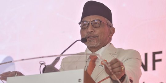 Presiden PKS Temui Mahfud MD, Tawari Jadi Cawapres Anies Baswedan