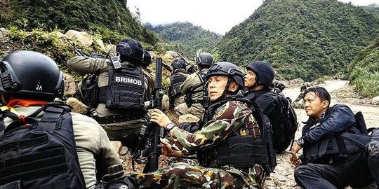 Intip Foto Lawas Pensiunan Jenderal Polri di Papua, Selamatkan Warga Disandera KKB