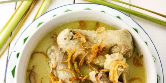 6 Resep Opor Ayam Jawa yang Lezat & Gurih, Sajian Favorit di Hari Raya