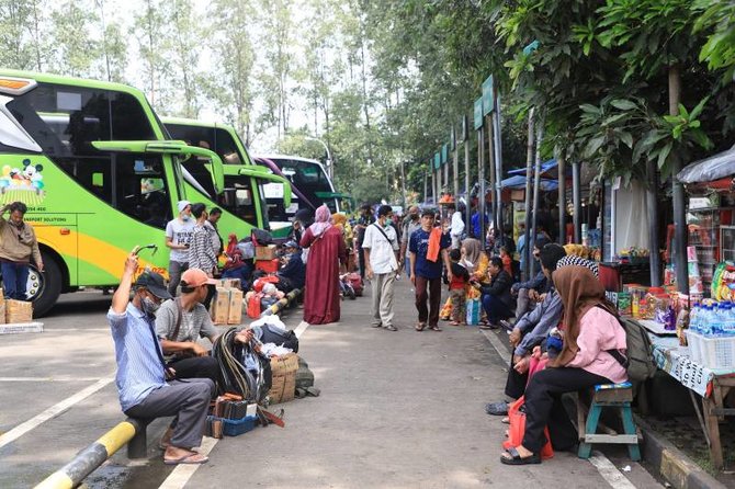 pos kesehatan di terminal poris plawad