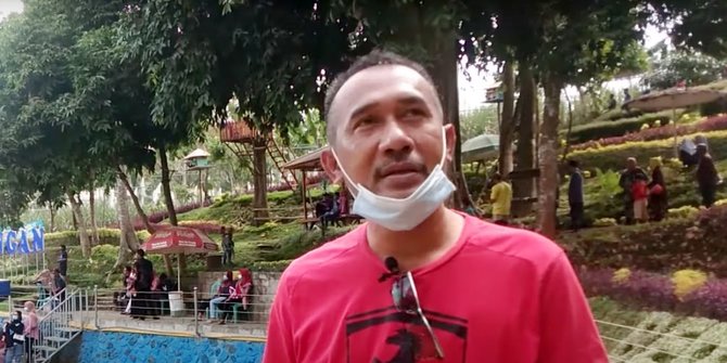Viral Didemo supaya Kembali Maju Pilkades, Gaguk Ternyata "Sultan Malang Selatan"