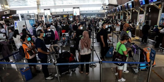 Pemudik Padati Bandara Soekarno Hatta, 146.000 Pemudik Terbang Tinggalkan Jakarta