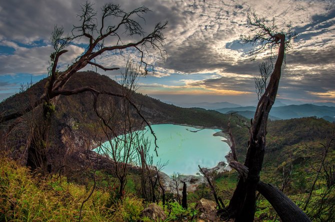 pesona gunung patuha bandung