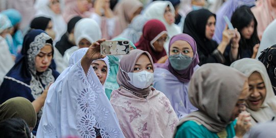 Di Depok, Ada Masjid Gelar Dua Kali Salat Idulfitri