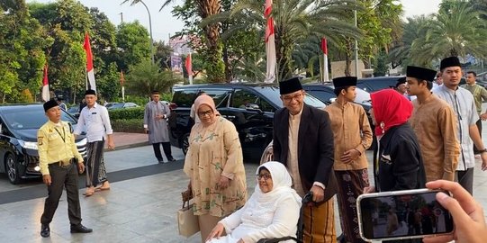 Salat Idulfitri di Masjid Istiqlal: Anies Datang Lebih Dulu, Disusul Sandiaga Uno