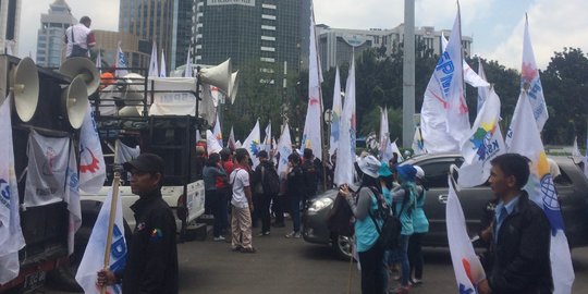 Terungkap, Begini Cara Licik Perusahaan Tak Bayar THR Karyawan Kontrak