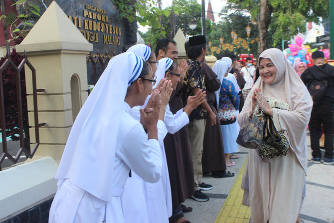 salat idulfitri di malang