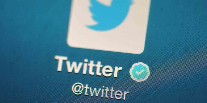 Siap-siap, Twitter Mulai Hapus Centang Biru Pengguna yang Tidak Membayar Langganan
