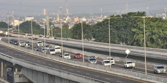 Menko PMK Prediksi 203 Ribu Kendaraan Menuju Jakarta pada Arus Balik Besok