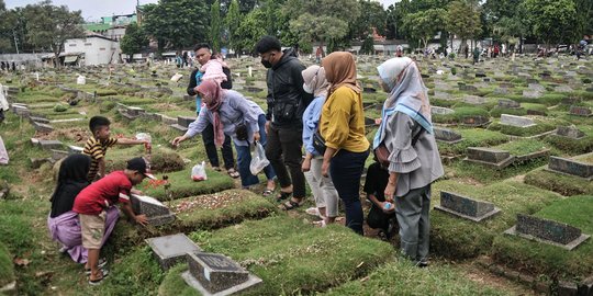 Tradisi Ziarah di Hari Raya Idulfitri