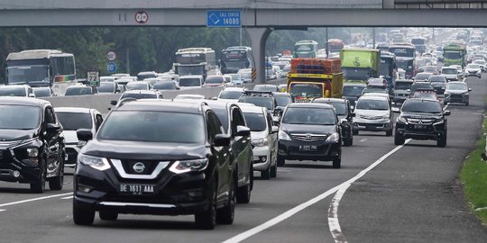 H+2 Lebaran 2023, Tol Bocimi ke Arah Cibadak Parung Macet Sepanjang 5 Kilometer