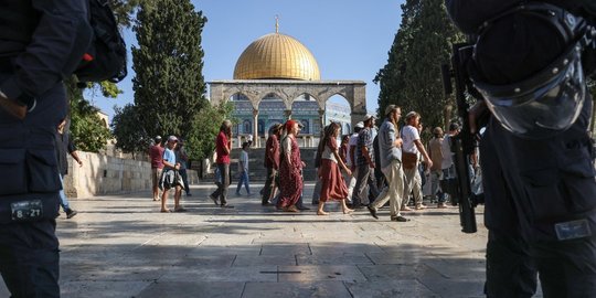 Israel Potong Kabel Speaker Masjid Al-Aqsa, Larang Azan Berkumandang