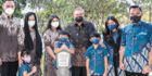 Momen Foto Keluarga AHY, Ekspresi & Mata SBY jadi Sorotan