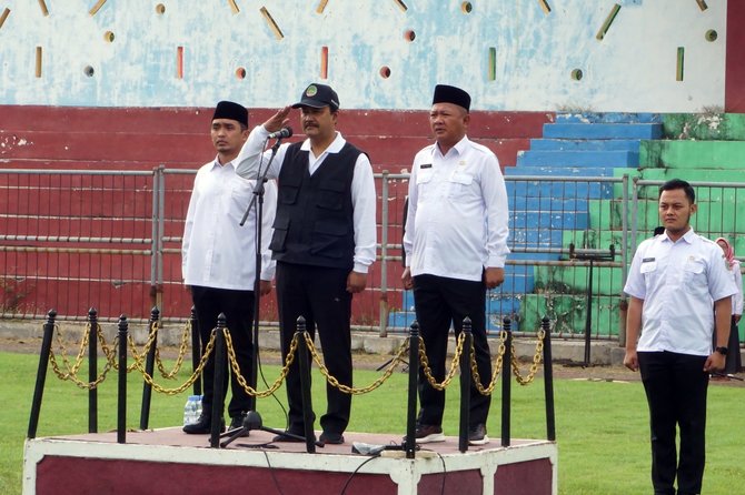 gus ipul pimpin apel pasca libur lebaran