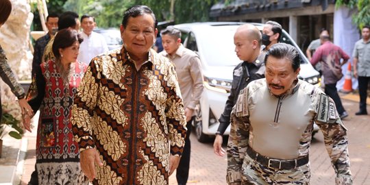 Analisis Prabowo Gerilya ke Pensiunan Jenderal