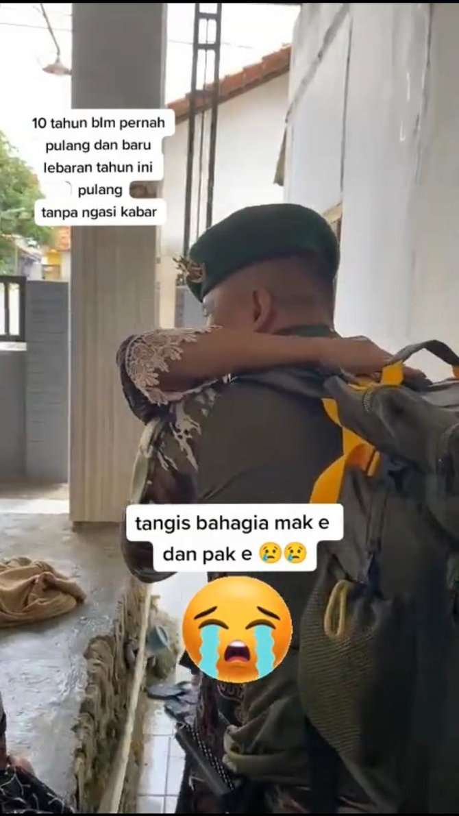 disambut haru begini momen kepulangan tni yang sudah 10 tahun tidak pulang