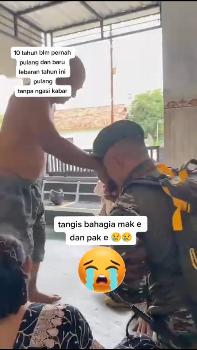 disambut haru begini momen kepulangan tni yang sudah 10 tahun tidak pulang