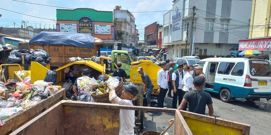 Volume Sampah di Tasikmalaya Meningkat, TPS Liar Bermunculan