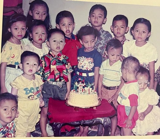 foto masa kecil via vallen