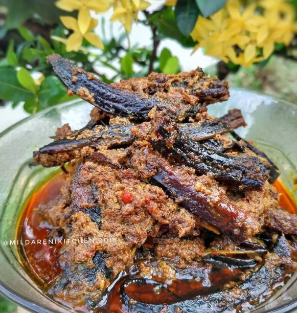 rendang belut