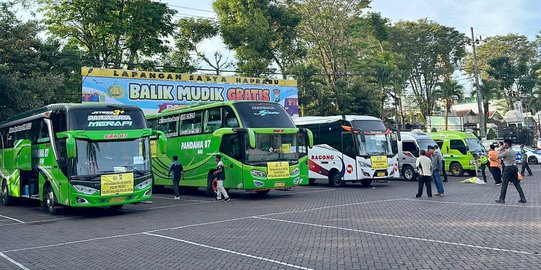 6 Bus Balik Mudik Gratis Dilepas dari Kantor Polisi di Malang