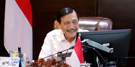 Terminal LNG Dibangun di Laut Bali, Menko Luhut: Jangan Dicampur dengan Pariwisata