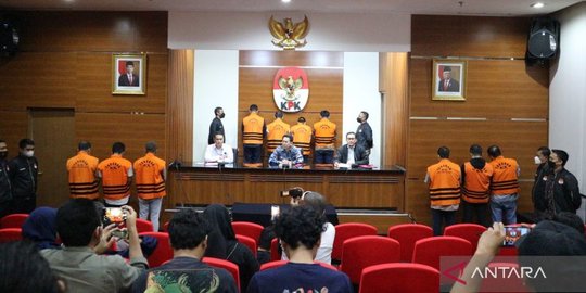 Lengkapi Berkas, Penahanan Tersangka Kasus Suap Proyek Kereta Api Diperpanjang KPK