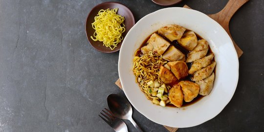 Resep Pempek Palembang dari Ikan Tenggiri dengan Cuko Nampol