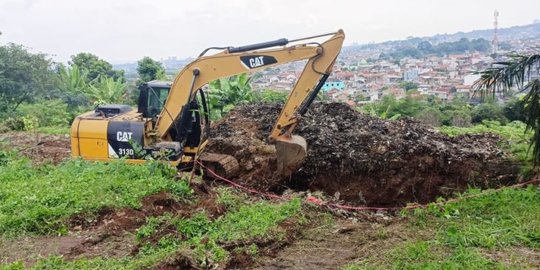 Terkendala di TPA Sarimukti, 700 Ton Sampah Usai Cuti Lebaran Menumpuk di Bandung