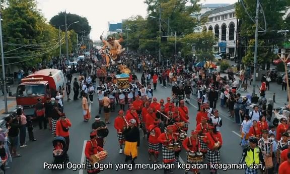 pawai ogoh ogoh semarang