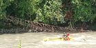 Jembatan Penghubung Dua Kecamatan di Cianjur Putus Dihantam Banjir Bandang