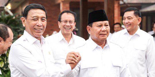 Prabowo Ajak Wiranto Berjuang di Pemilu 2024: Bapak Harus Dampingi 6 Presiden