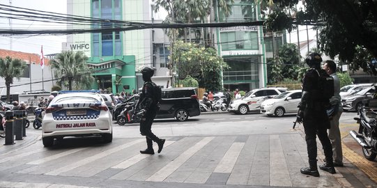 Pasukan Brimob Jaga Ketat Kantor MUI Pasca Insiden Penembakan