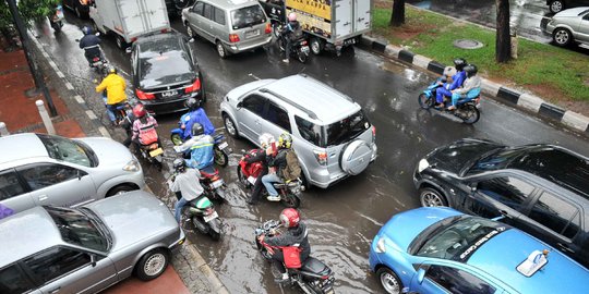 Prediksi Cuaca Jakarta Hari Ini: Hujan Siang dan Malam Hari
