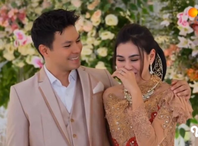 kembali main sinetron intip potret terbaru syahnaz di tajwid cinta