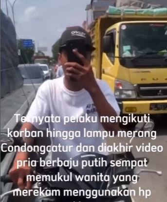 aksi kekerasan jalanan di perempatan condong catur