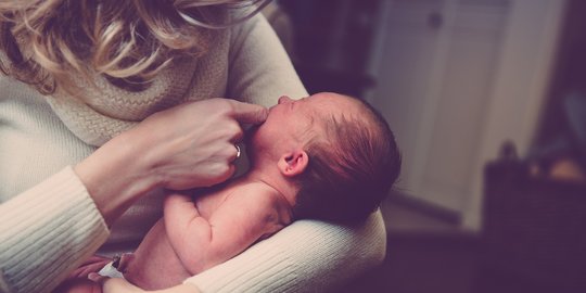 Sedang Ronda, Warga Depok Dikejutkan Tangisan Bayi dari Rumah Kosong