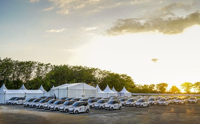 50 unit wuling air ev tiba di labuan bajo untuk dukung ktt asean 2023