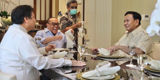Sinyal Kuat Prabowo-Airlangga Usai Pertemuan di Rumah Petinggi Golkar