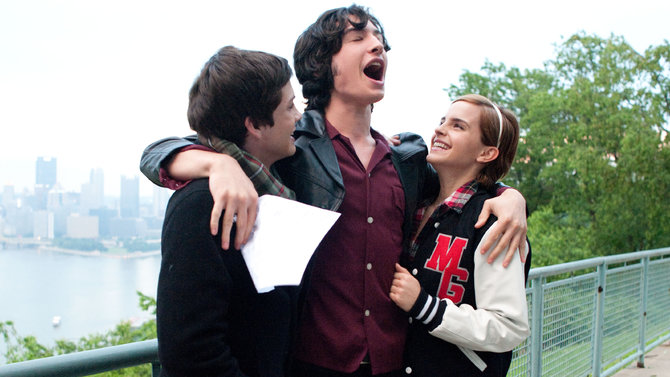 cuplikan adegan dari film the perks of being a wallflower