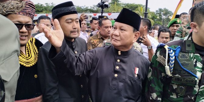 VIDEO: Prabowo Sebut Nama Anies dan Ganjar Pranowo, Ingatkan Tidak Saling Ejek